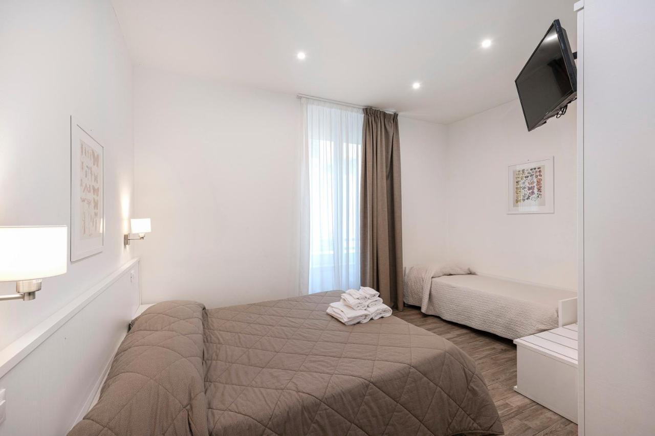 La Casa Di Mattia Bed & Breakfast ลาสเปเซีย ภายนอก รูปภาพ